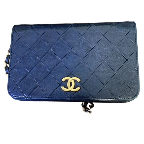 Chanel Black Quilted Leather Crossbody - Picture 1 of 10